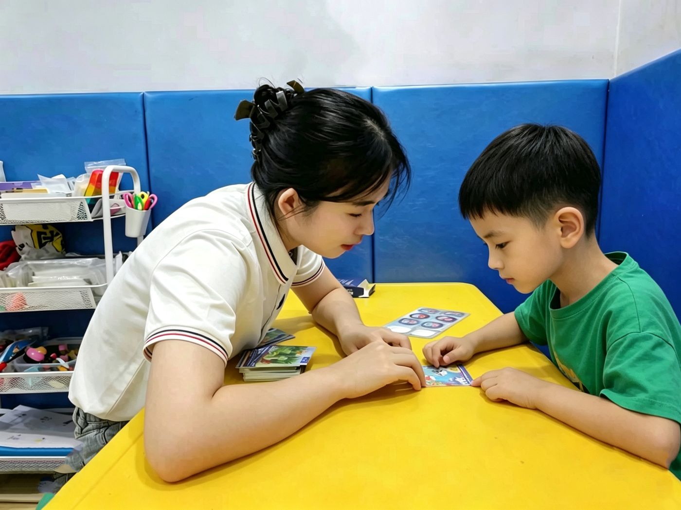 孤独症康复训练上课实拍