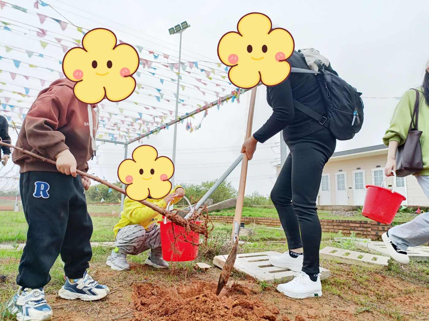亲子植树体验